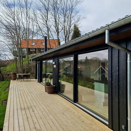 בית נופש Newly Built With Sea View On Bornholm